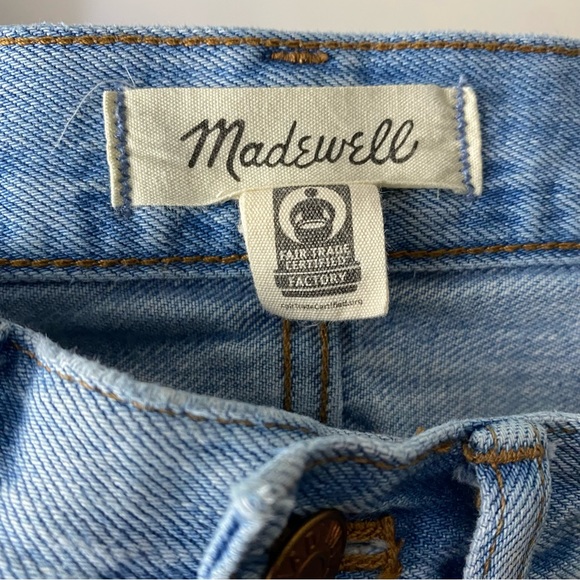 Madewell Relaxed Jeans in Cresthaven Wash Ripped Edition size 25 - Picture 10 of 14